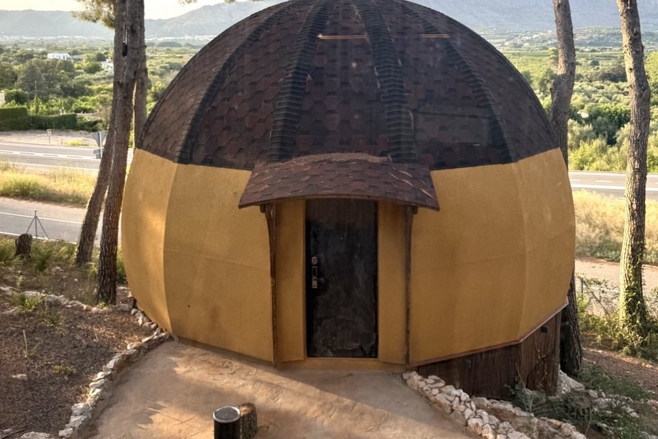 Camino junto a las casas de AUMARA · Benidoleig, Alicante